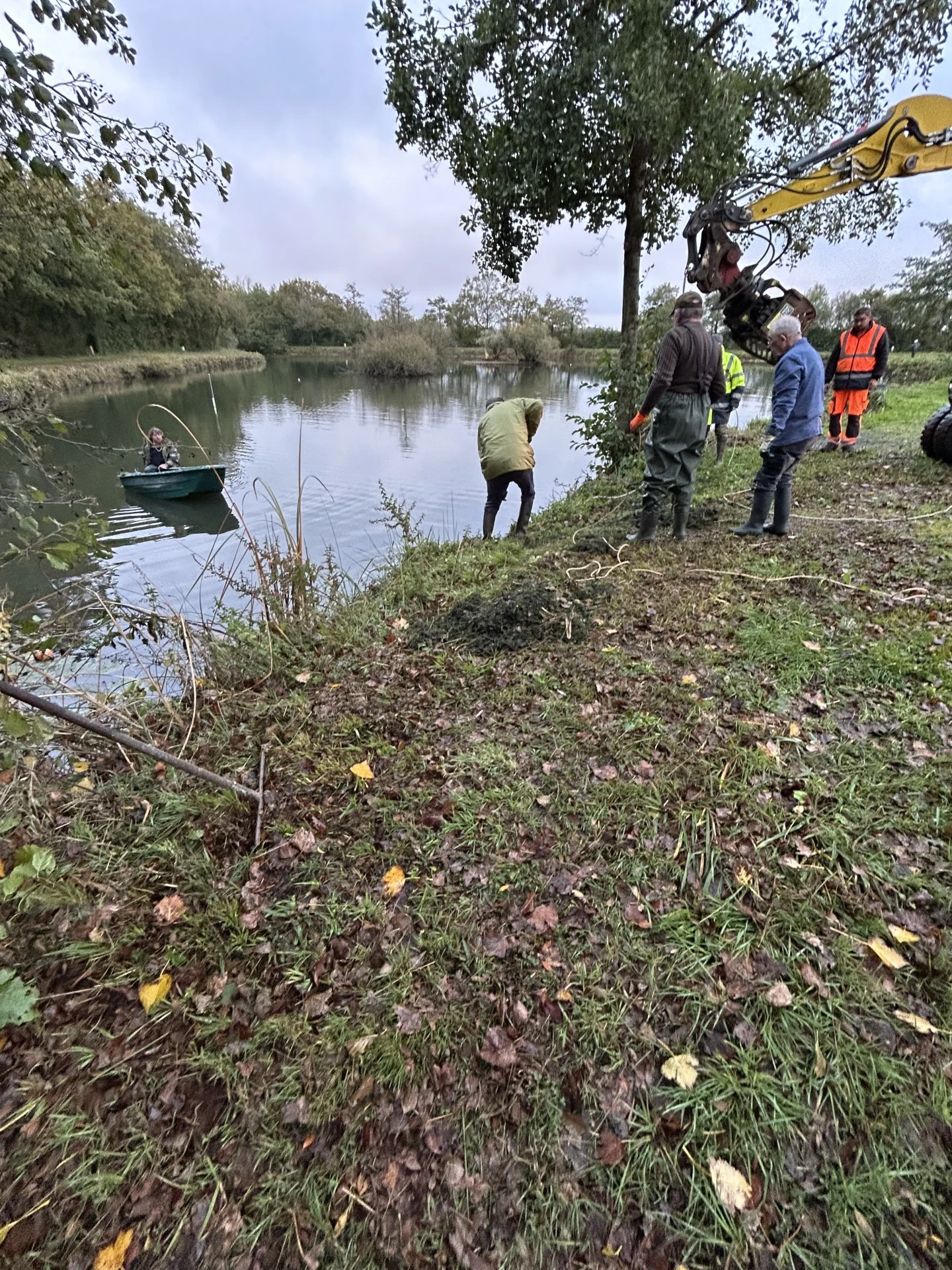 Nettoyage Plan d'eau